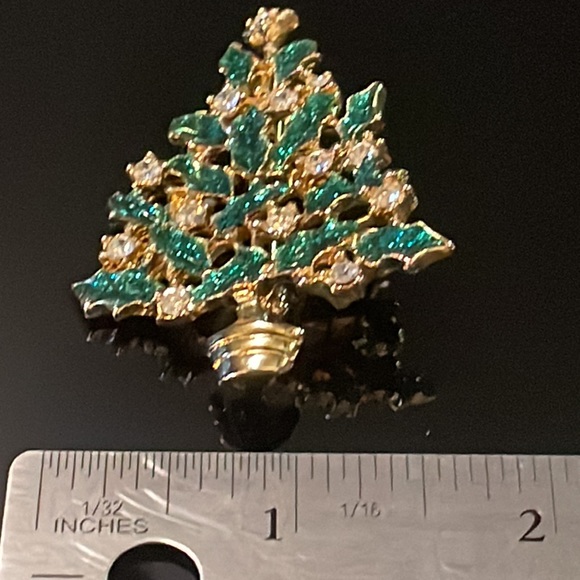 Brooch - Picture 5 of 5